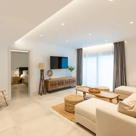 Bamanija By Buenavilla Puerto Calero