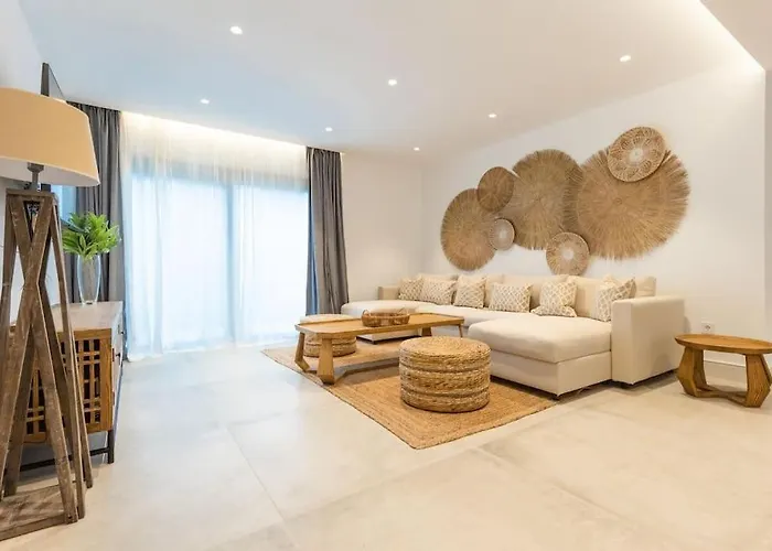 Bamanija By Buenavilla Puerto Calero